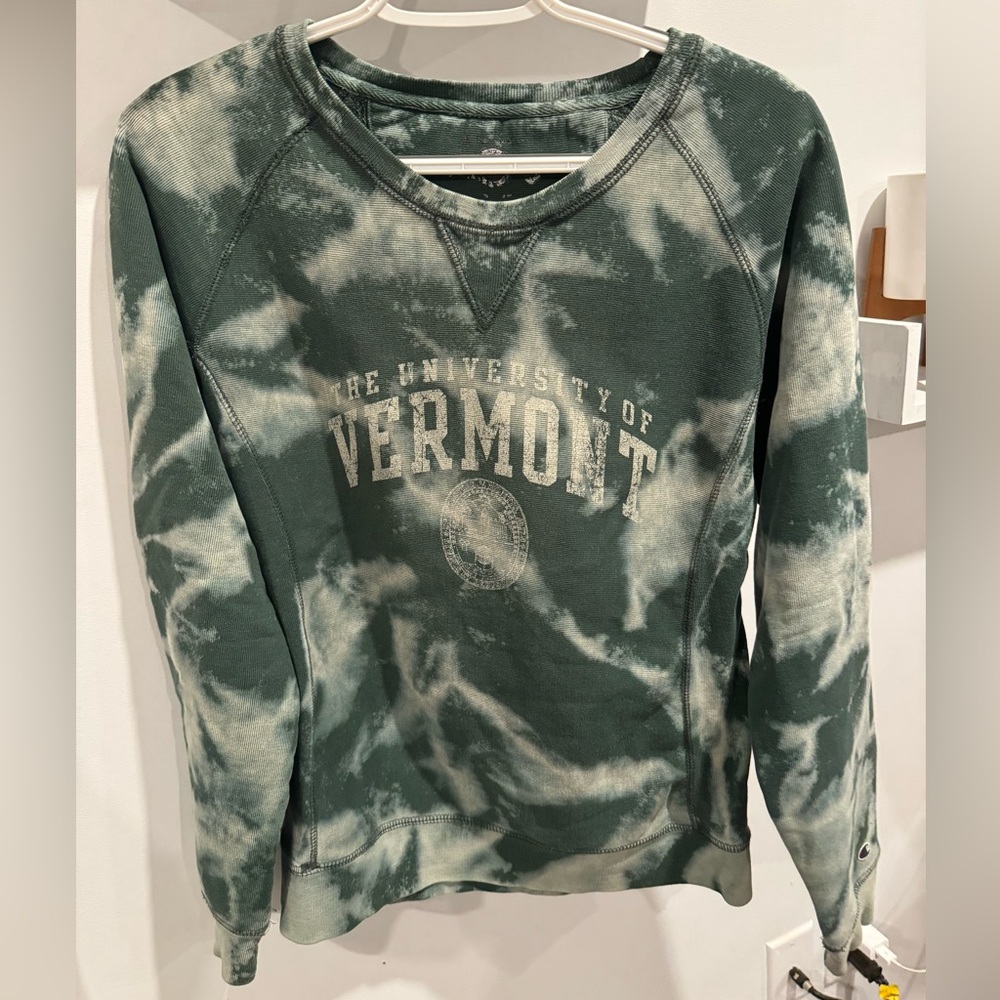 Vintage UVM champion crew neck sweatshirt